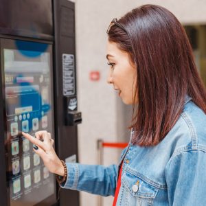Kaffeevollautomaten mit Münzeinwurf: Leckerer Kaffeegenuss für Büros und Kantinen